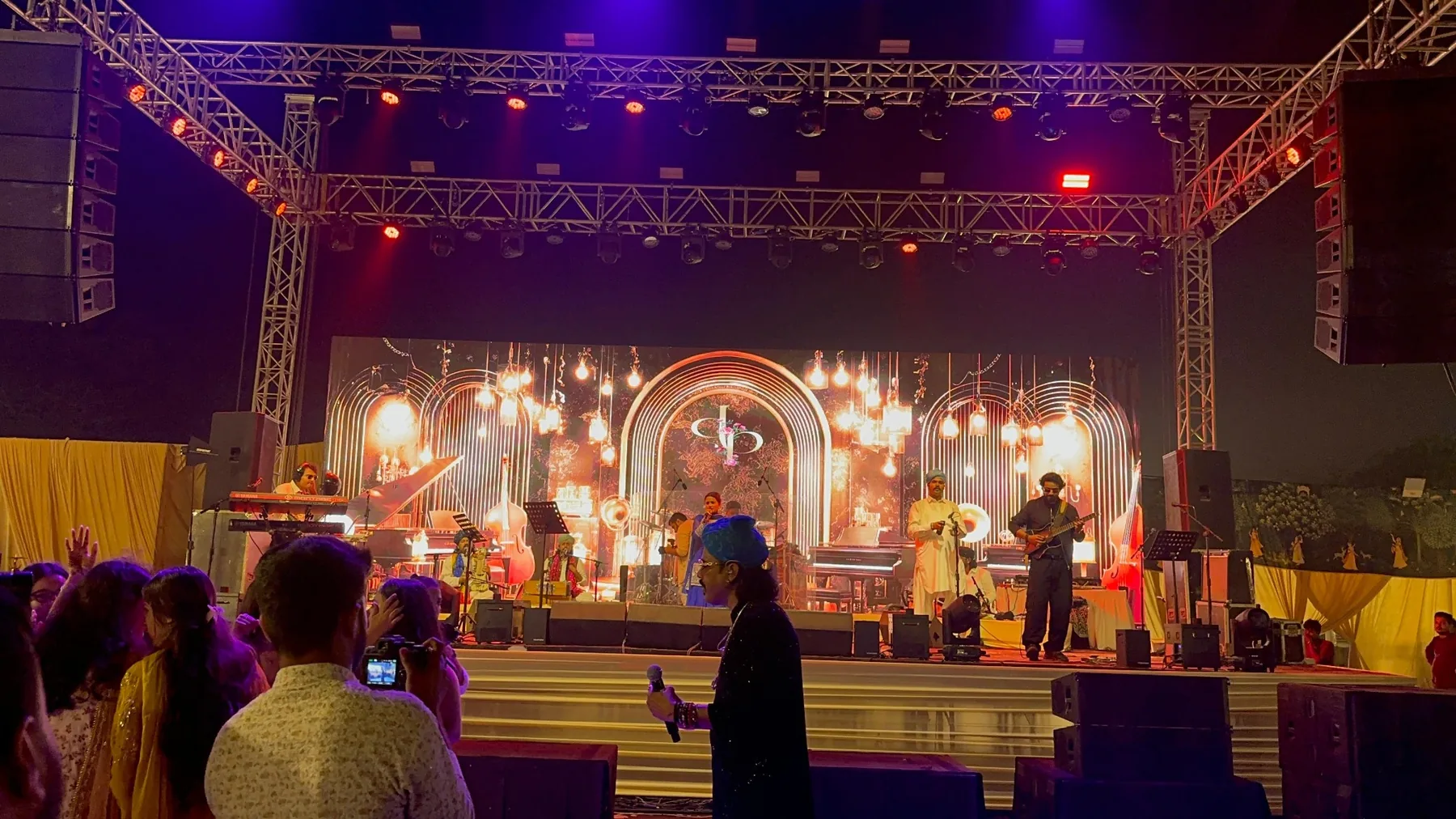 Center Stage Setup